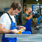Cinésis Solutions Prévention Santé _ Formation gestes et postures T.M.S Métiers de l'Industrie