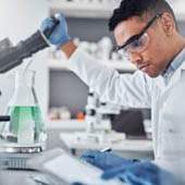 Cinésis Solutions Prévention Santé _ Formation gestes et postures T.M.S pour les centres de recherche et laboratoires
