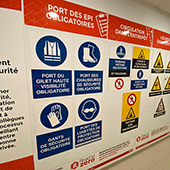 Création de supports visuels SUR-MESURE RUE DE LA SECURITE _ 100% personnalisé